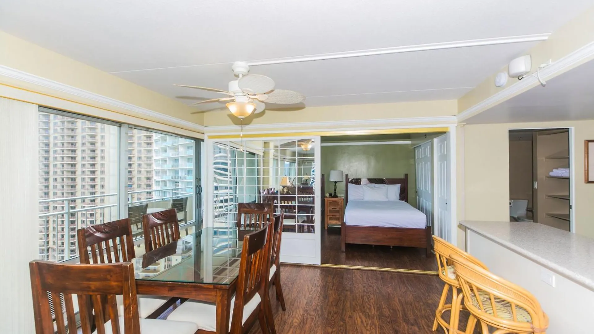 Ilikai Tower 2109 City View 2Br Honolulu